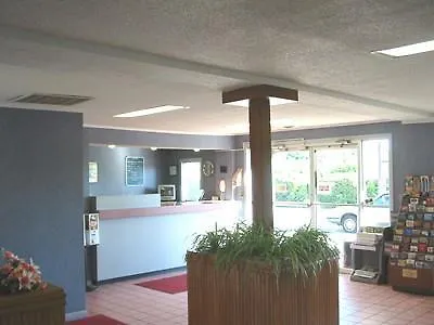 ** Hotel Red Carpet Inn - Louisville United States